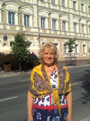  21029101  Valentina, 69 ,    
