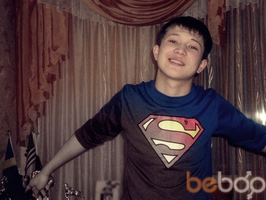  ,   Sultan, 32 ,   