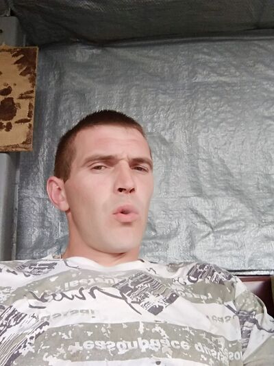 ,   Oleksandr, 37 ,   