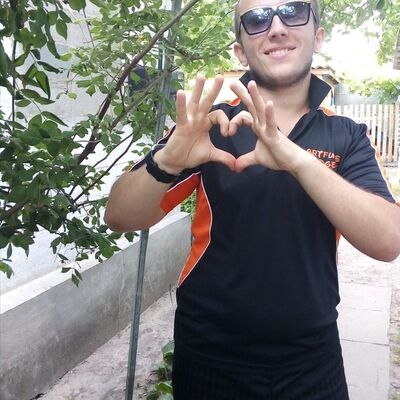  ,   Artiks, 32 ,   ,   