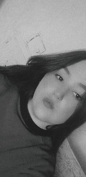  ,   Lena, 21 ,   ,   