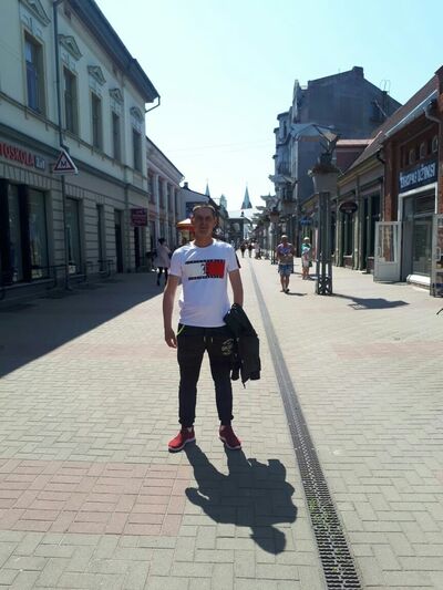  --,   , 30 ,     , c 