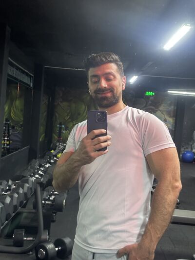  ,   Abo azzmi, 32 ,   ,   