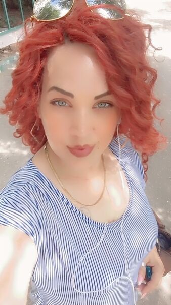  ,   Sandra, 41 ,  
