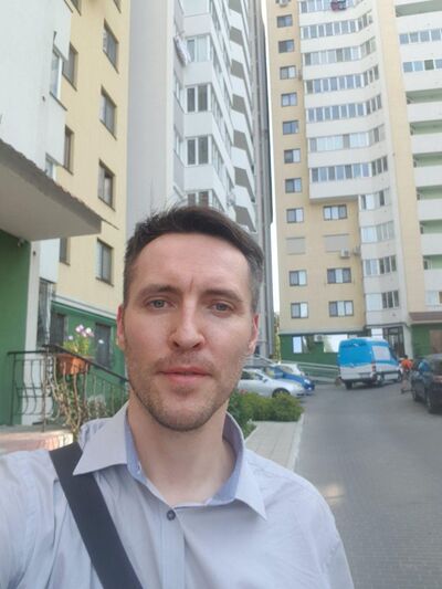  ,   Vladlen, 44 ,   ,   