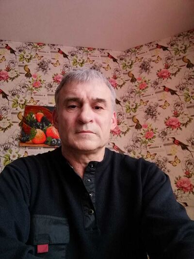  ,   Viktor, 58 ,   ,   , c 
