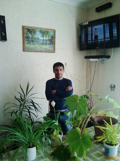  ,   Alik, 34 ,   