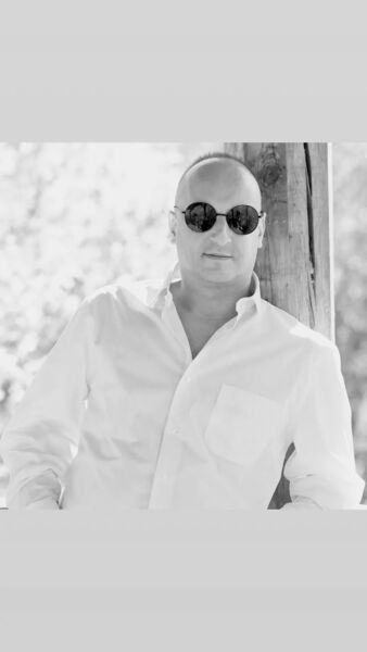  ,   Pavel, 41 ,   ,   , c , 