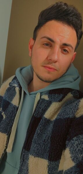  ,   Alex, 25 ,   ,   