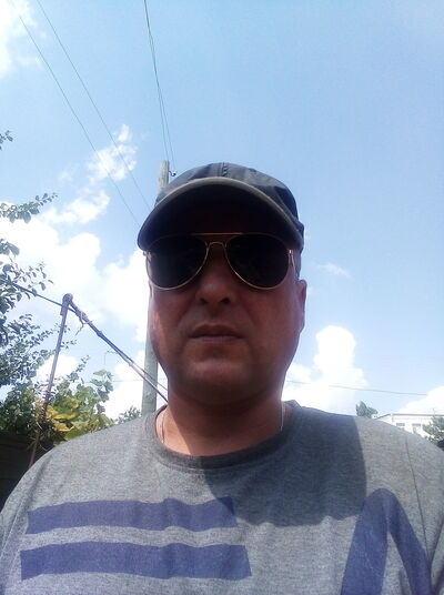  --,   , 52 ,  