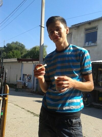  ,   Walik, 29 ,   