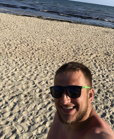 ,   Vovka, 33 ,   ,   