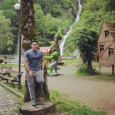  11511631  Murad, 37 ,    