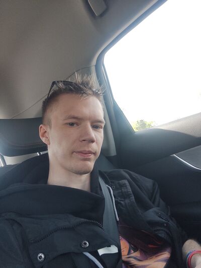  ,   Anton, 29 ,   c 