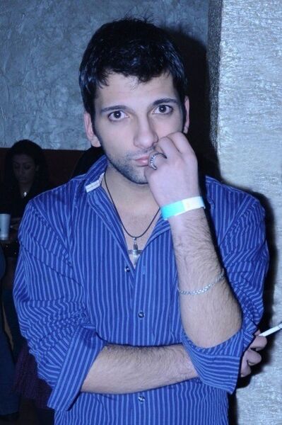  ,   Artur, 36 ,   ,   , c 