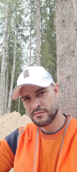  ,   Yoandis, 39 ,   ,   