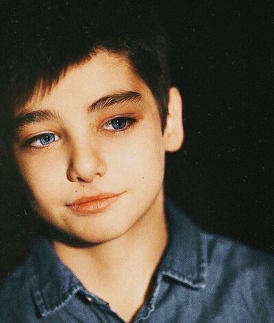  ,   Abdumannopov, 22 ,   ,   