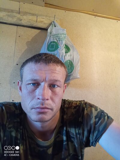  ,   Nikolay, 33 ,   ,   