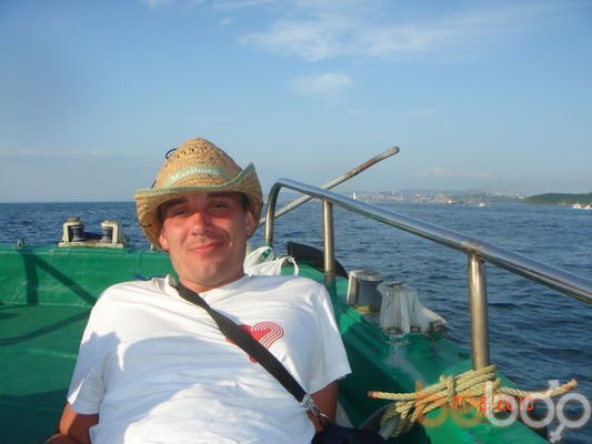  ,   Alex, 41 ,   