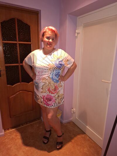  ,   Karina, 39 ,   ,   , c 