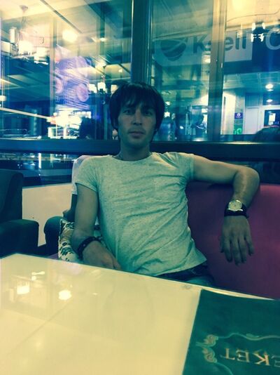  ,   Zhasulan, 32 ,  