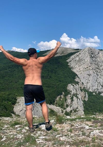  ,   Robin, 39 ,   ,   , c 