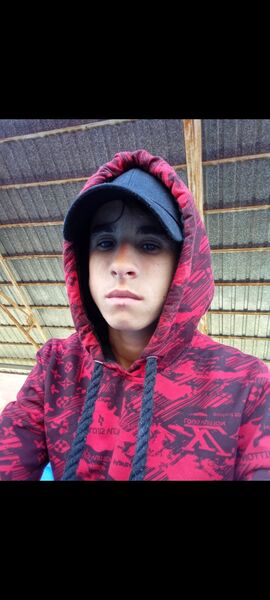  ,   Pasha, 19 ,     