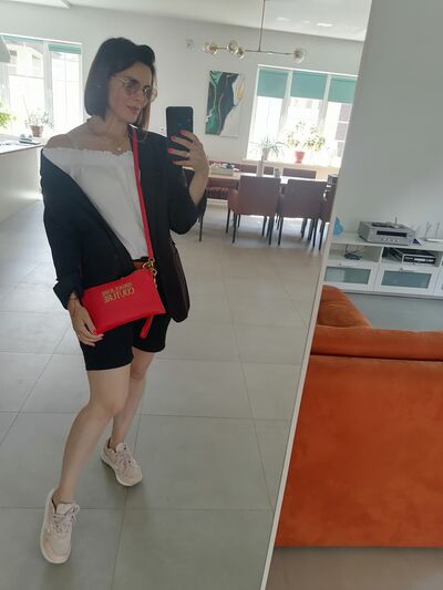  ,   , 40 ,   ,   , c 