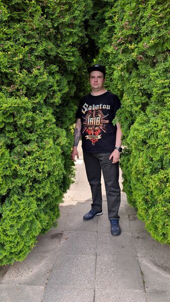  ,   Davis, 32 ,   