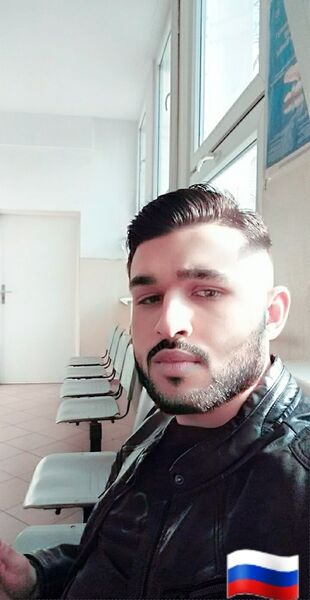  -,   David, 28 ,   ,   , c 