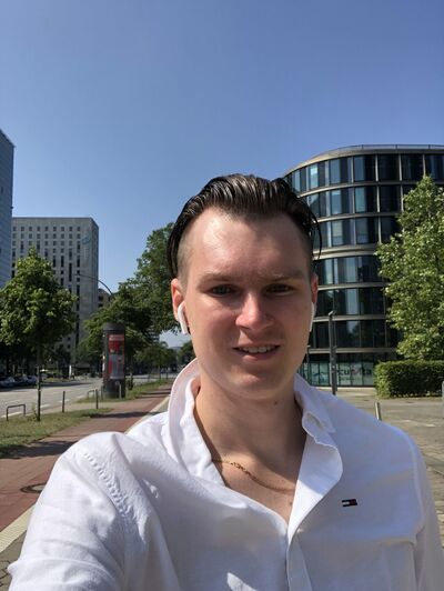  ,   Denis, 30 ,   ,   