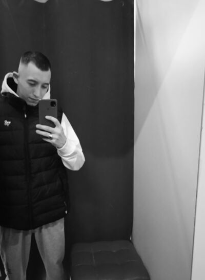  ,   Ivan, 27 ,   ,   