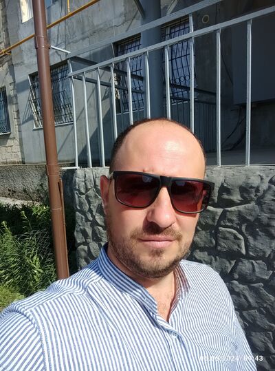  ,   Dima, 37 ,   ,   
