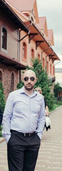  ,   Revaz, 33 ,   