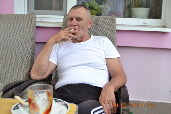  ,   Aleksandr, 60 ,   ,   , c 