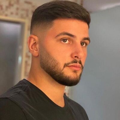 ,   Toma, 27 ,   ,   