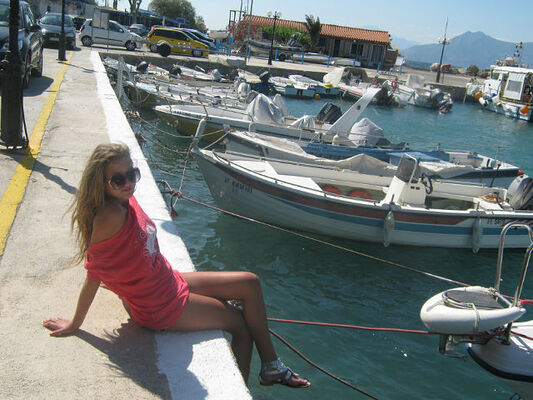  ,   Marina, 28 ,   ,   , c 