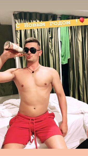  ,   Victor, 24 ,   ,   , c 