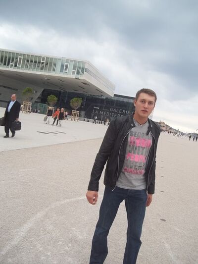  ,   Deniss, 41 ,   ,   , c , 