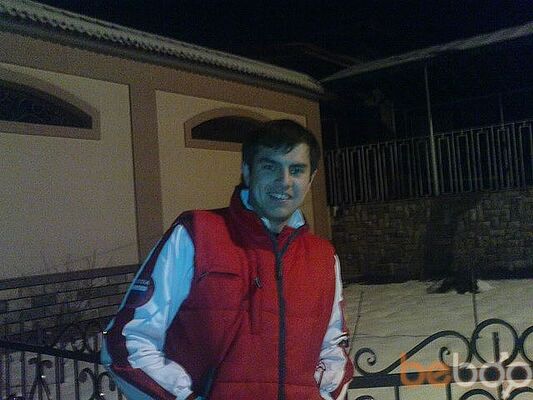  ,   Bexruz, 38 ,   