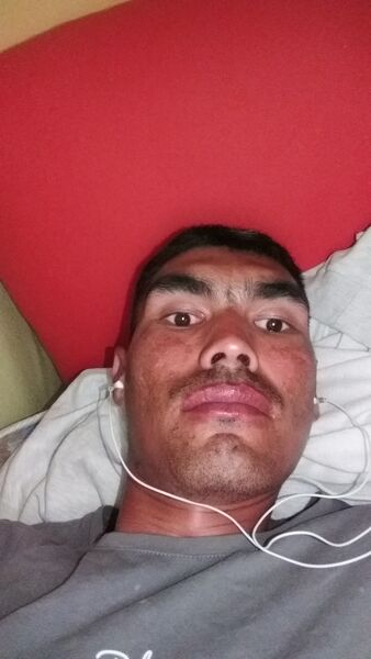  ,   Alik, 32 ,   ,   