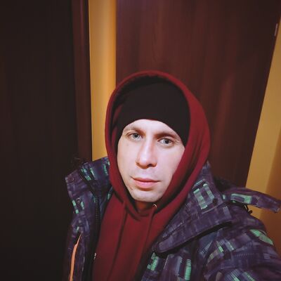  Zabrze,   Roman, 33 ,   ,   , c , 