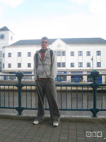  ,   Valentin, 37 ,   ,   , c , 