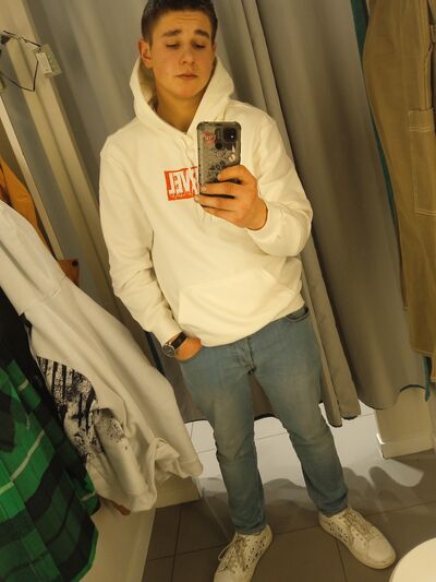  Posen,   Serhii, 21 ,   ,   