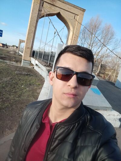   ,   Makar, 28 ,   ,   