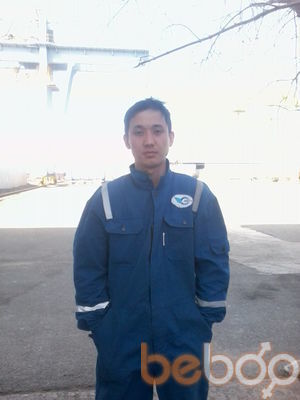  3250991  Olzhas, 36 ,    