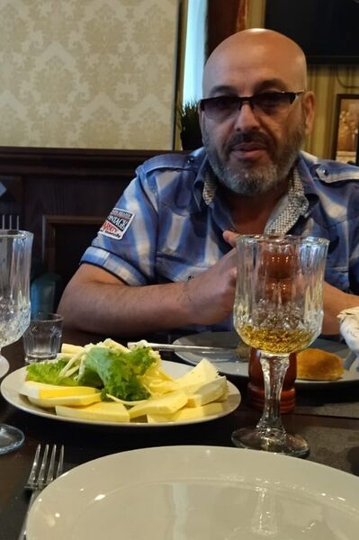  ,   Hakob, 49 ,     , c 