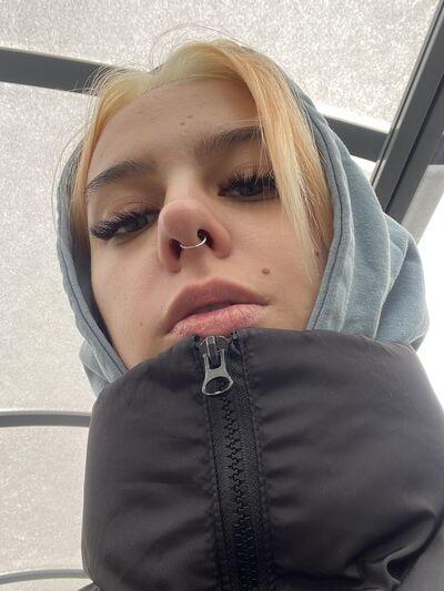  -,   , 21 ,     , c 