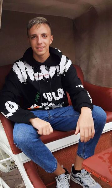  ,   , 19 ,   c , 
