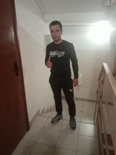  ,   Zokirjon, 32 ,   ,   , c 